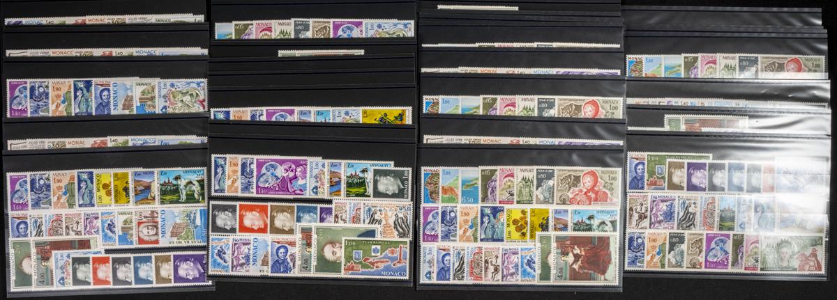 122 | Monaco. Sets and stamps stock