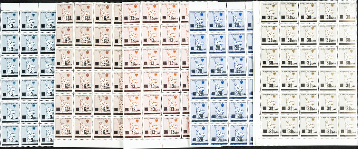 13 - Albania. Sets and stamps stock 