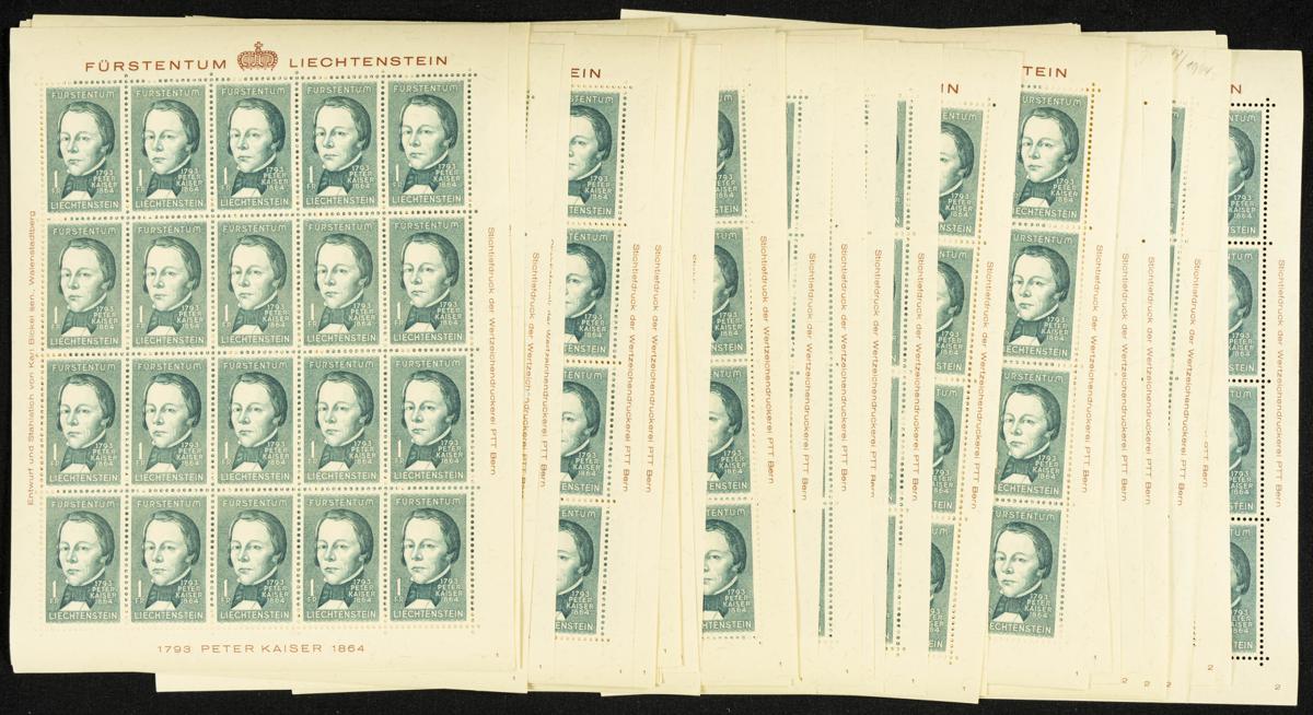 242 | Liechtenstein. Sets and stamps stock