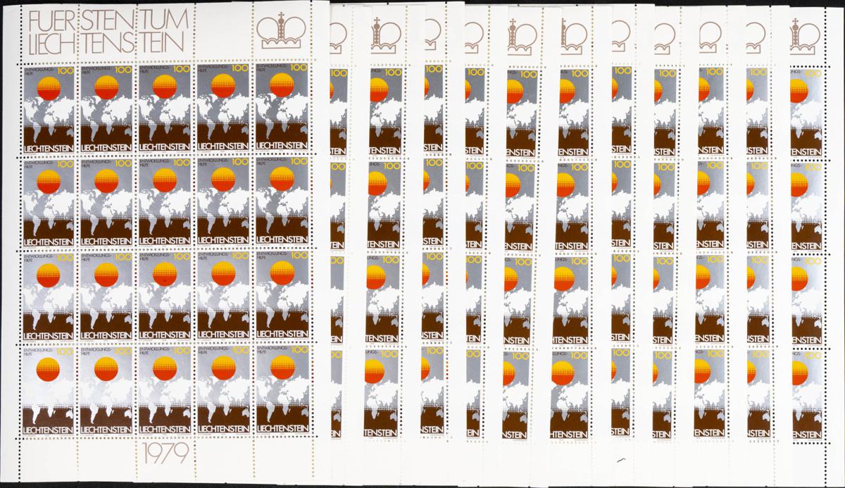 266 | Liechtenstein. Stock de Series y Sellos