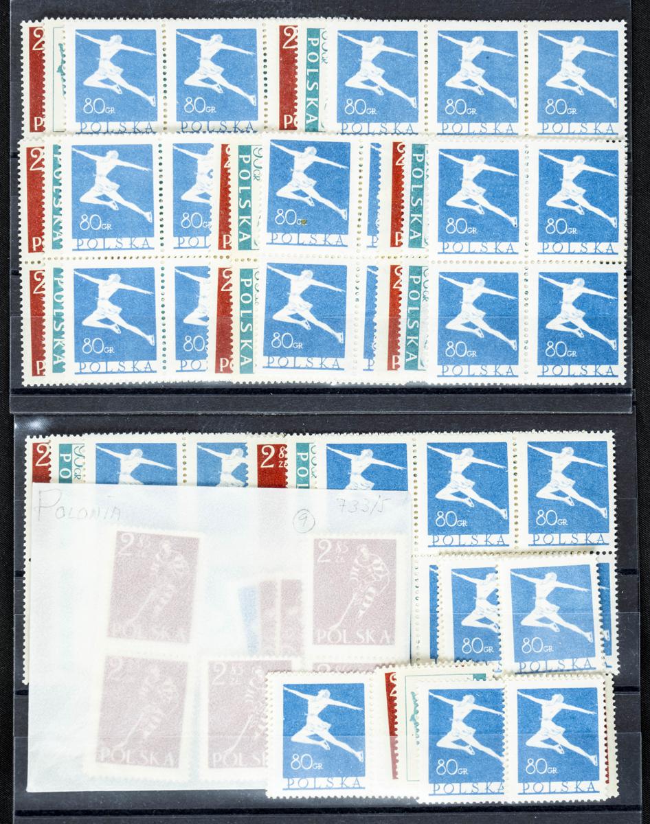 368 | Polonia. Stock de Series y Sellos