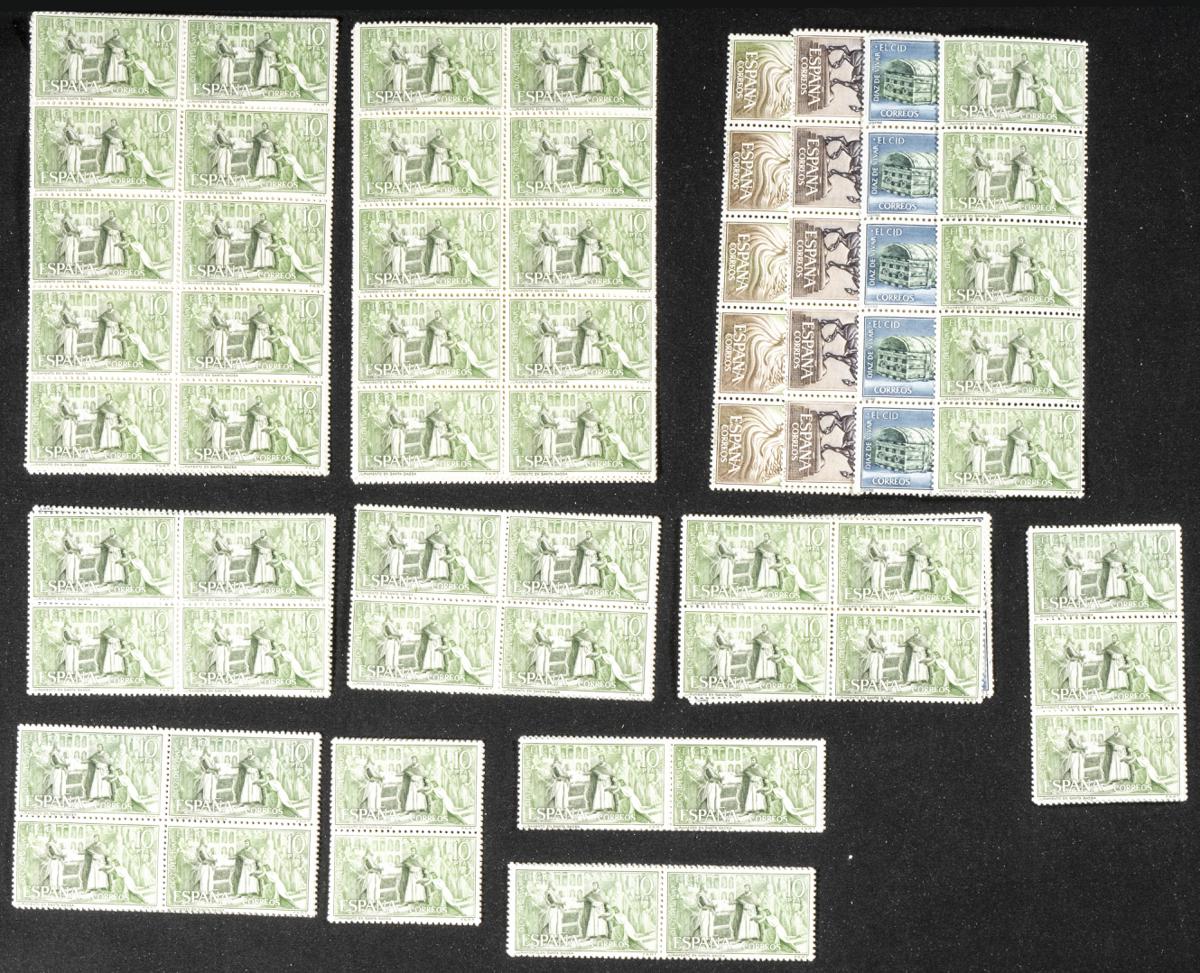 736 | Lotes y Colecciones.España. Stock de Series y Sellos