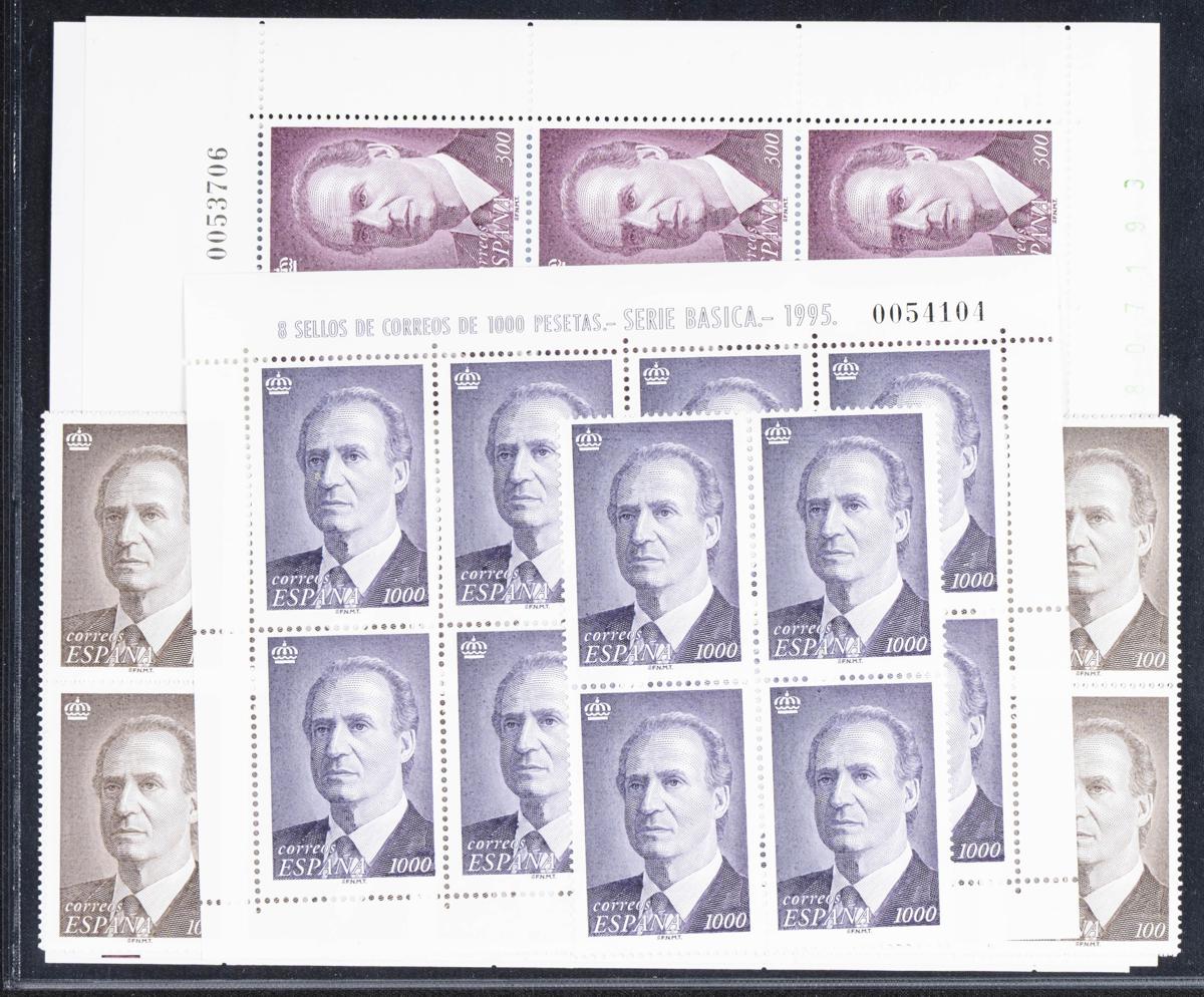 744 | Lotes y Colecciones.España. Stock de Series y Sellos