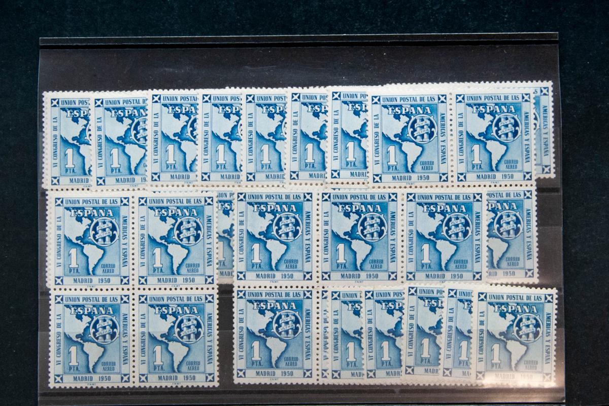 105 | Spanish Collection. Sets and stamps stock