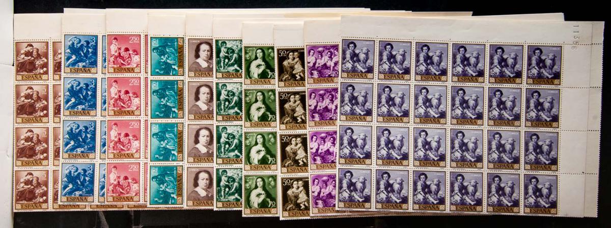 135 | Spanish Collection. Sets and stamps stock