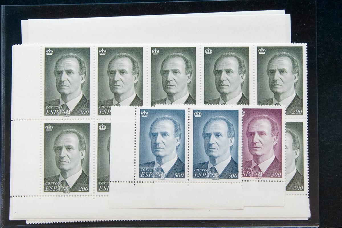 163 | Spanish Collection. Sets and stamps stock