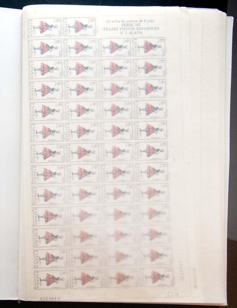 167 | Spanish Collection. Sets and stamps stock
