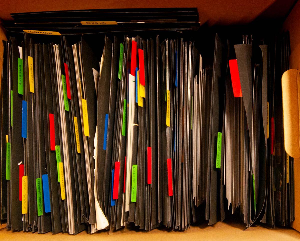 651 | Lots and Collections