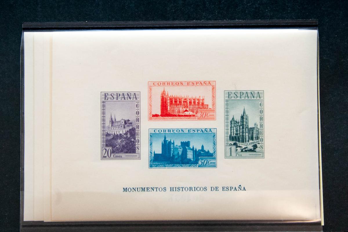 94 | Spanish Collection. Sets and stamps stock