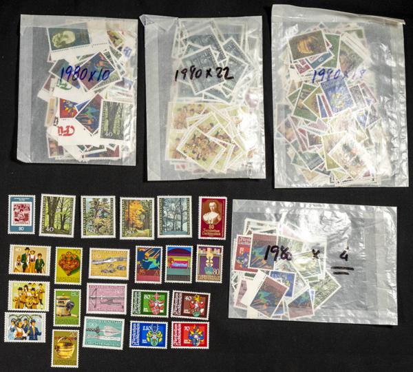 685 | Liechtenstein. Sets and stamps stock