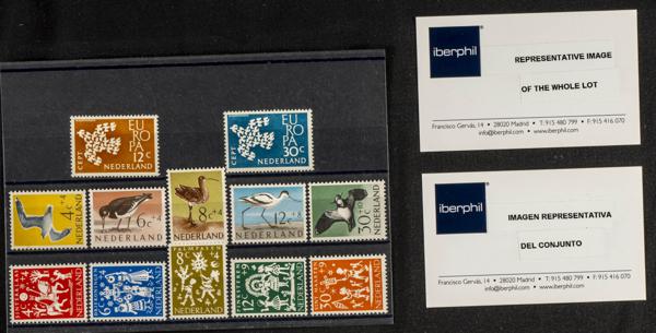813 | Netherlands. Sets and stamps stock