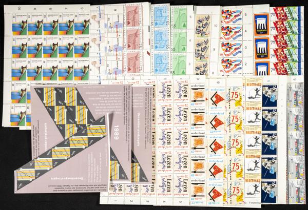 839 | Netherlands. Sets and stamps stock