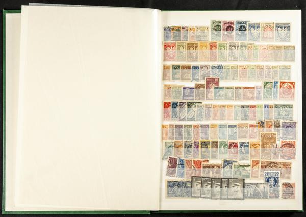 949 | Lots and Collections