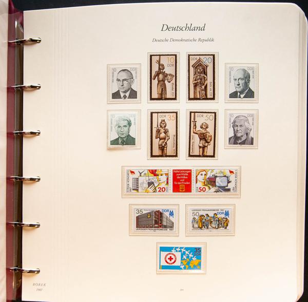 326 | Lots and Collections