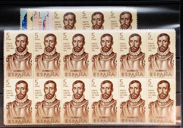 99 | Spanish Collection. Sets and stamps stock